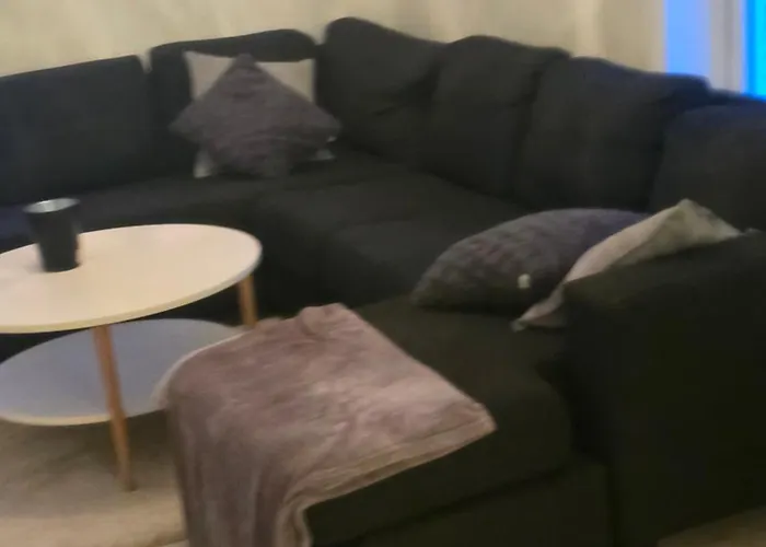 Modern House In Front Of Midnight Sun 빌라 Lavangen