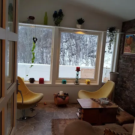 Villa Modern House In Front Of Midnight Sun Lavangen